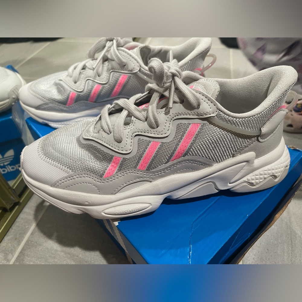 Adidas ozweego gray and pink